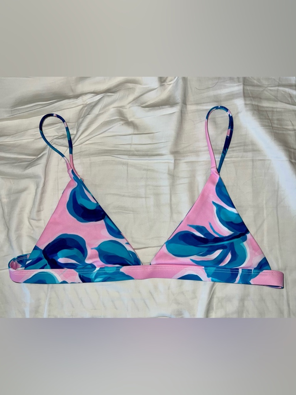 Vaya Island bikini top